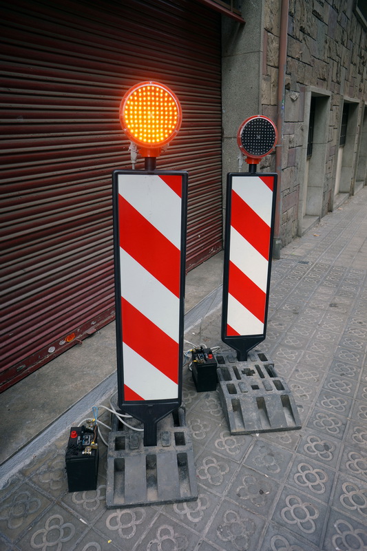 baliza señalizadora +bat.12v.300a.163x40x78 (55eu.) 2u